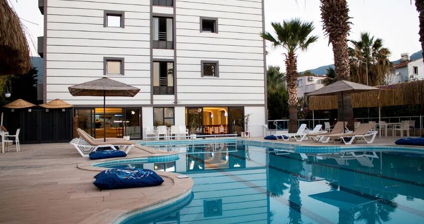 Medos Hotel Güzelçamlı